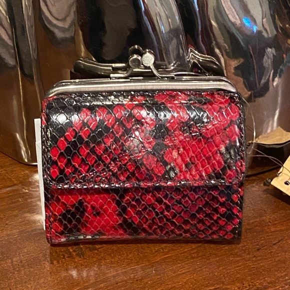 NWT Patricia Nash Astor Wallet - Red Python - Picture 6 of 8